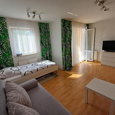 Schoene Ferienwohnung. Naehe Playmobil Und Messe Nbg Fuerth Exterior photo